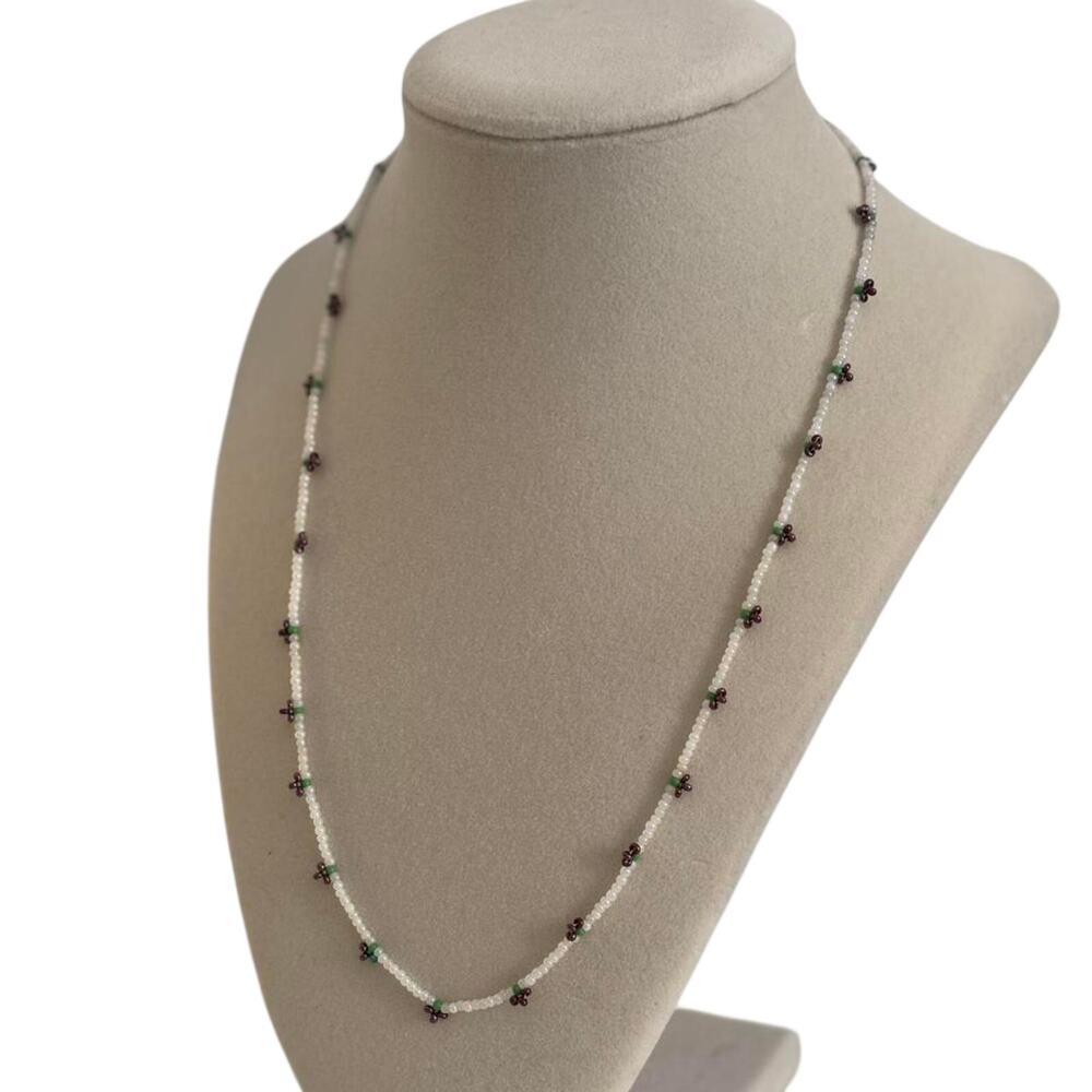 Handmade White & Burgundy Beaded Necklace Minimal Floral Seed Bead Jewelry - Picture 4 of 4